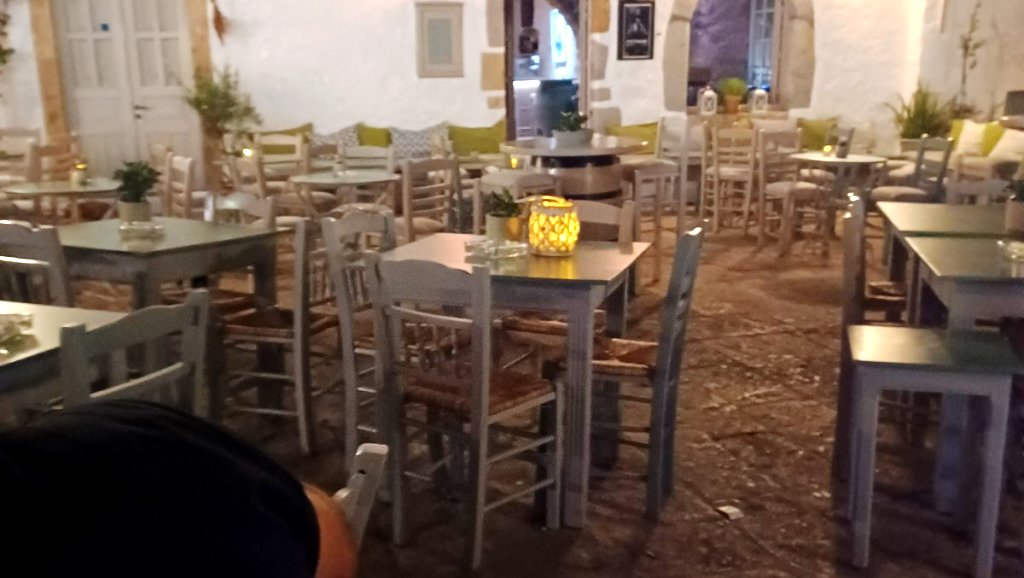 chora plateia nekra 2 web