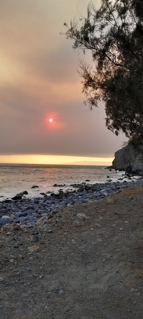 FOTIA SMYRNH PATMOS 2