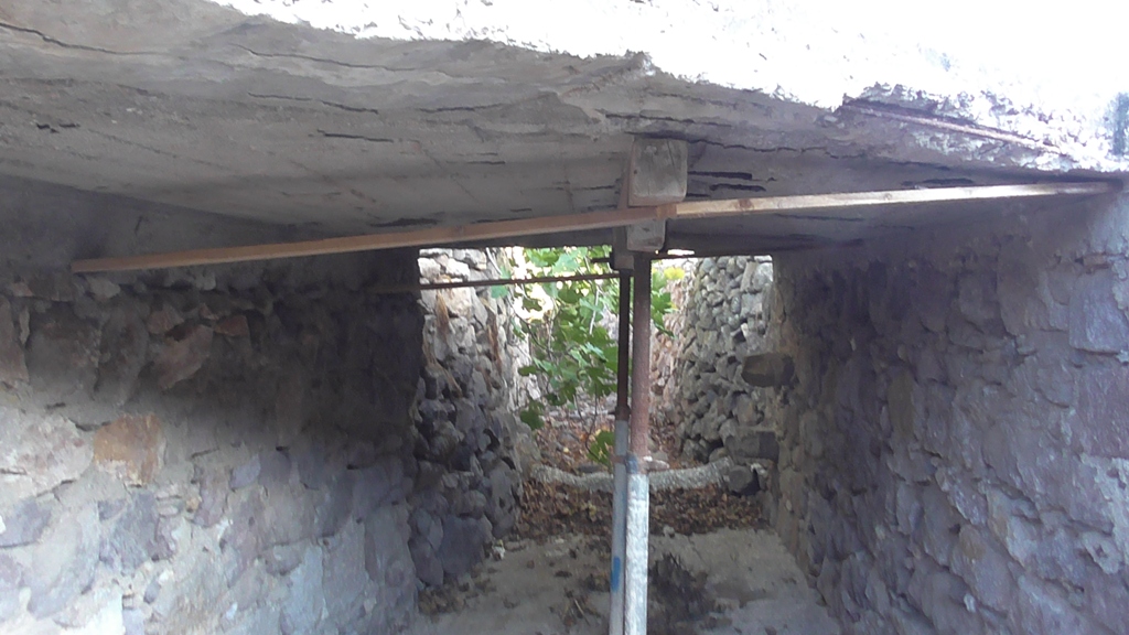 LEFKES POTAM GIOFYRI 1