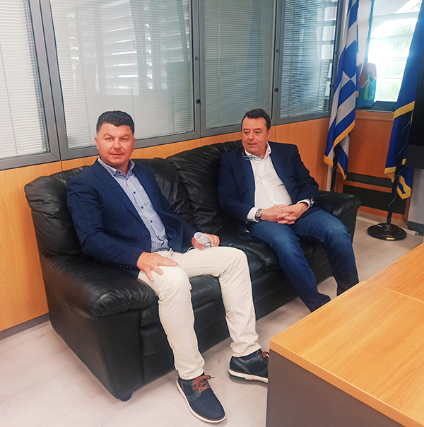 KENTRO YGEIAS GIATROS