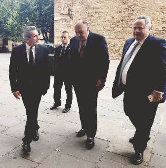 XATZHMARKOS DIETHNES DIKAIO