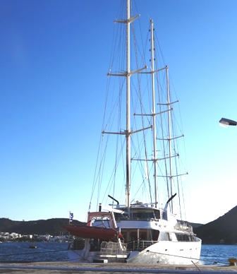 arxaiologoi skafos