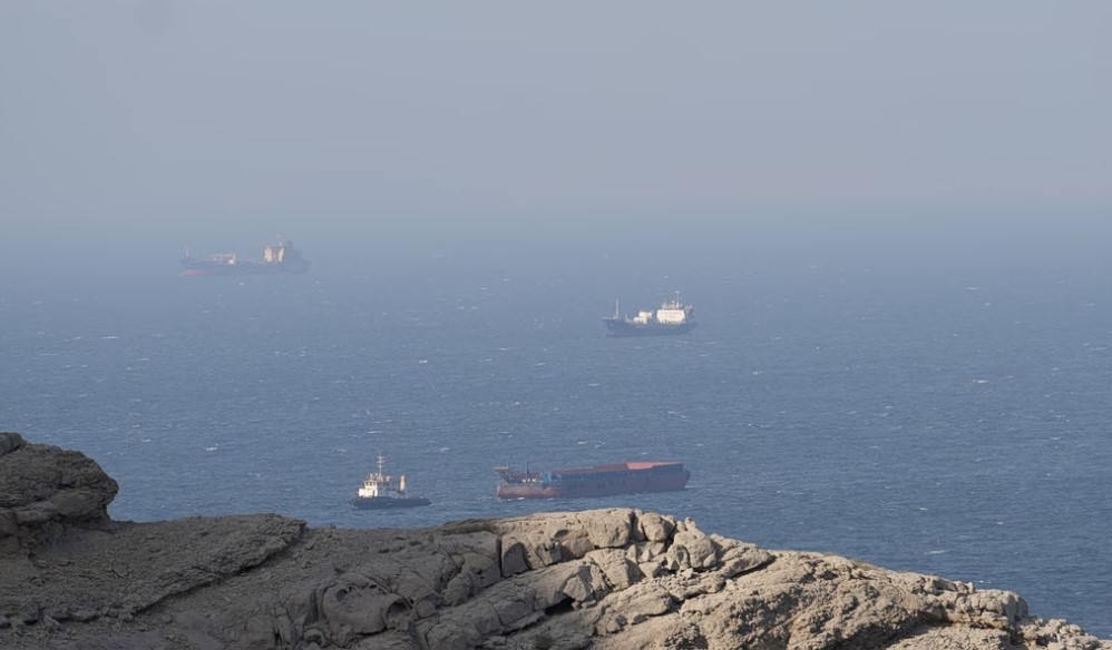 Στενά του Ορμούζ: Πώς «δραπέτευσαν» πέντε κρουαζιερόπλοια έπειτα από επτά εβδομάδες. Πρώτο το Celestyal Discovery