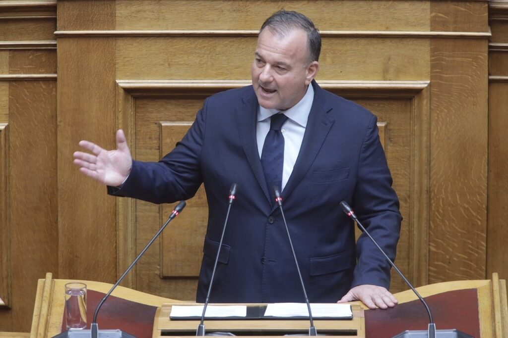 Γιάννης Παππάς στη  Βουλή μίλησε για  την θεσμική ευθύνη της ανέγερσης του πολυχώρου – κλειστού γυμναστηρίου Πάτμου
