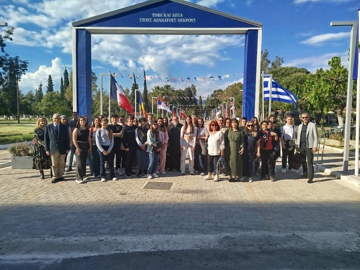 Η Πάτμος τιμήθηκε στο Μεσολόγγι: H Πατμιάδα 2η θέση στον Πανελλήνιο Μαθητικό Διαγωνισμό Βίντεο για τα 200 χρόνια από την Έξοδο!