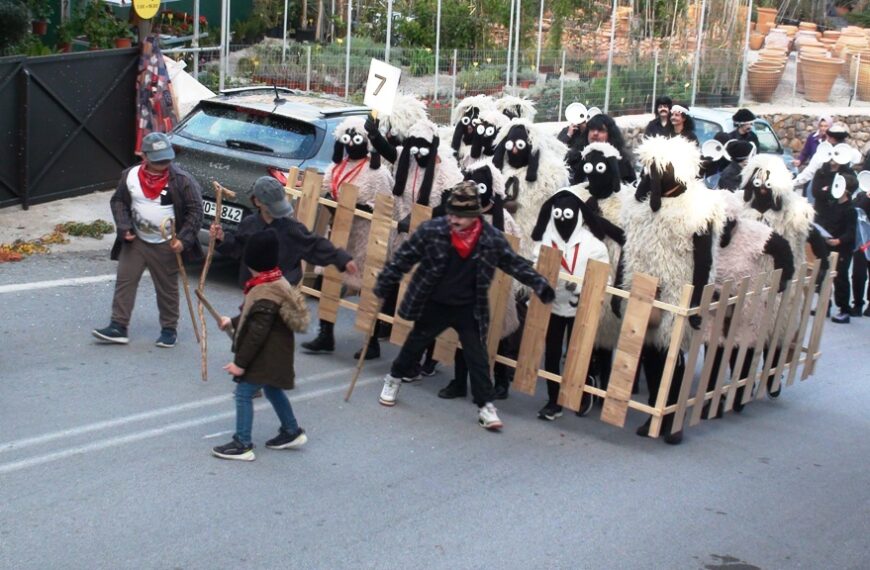 Εικόνες από το καρναβάλι στον Κάμπο Πάτμου. Πολλά γκρουπ , πολύς κόσμος